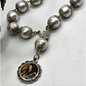 "5/$25" Silvertone Faux Pearl Virgin Mary Charm Bracelet Sz Average
